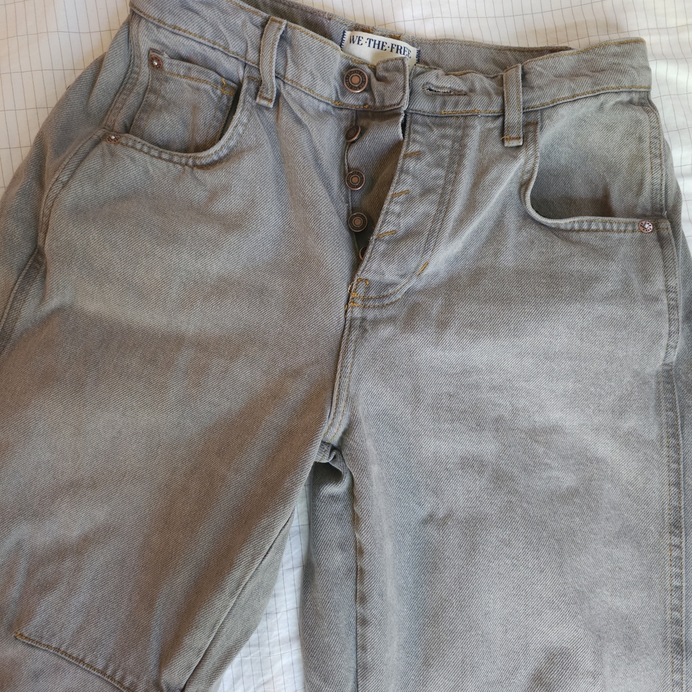 We The Free Gray Relaxed Jeans Soft Denim